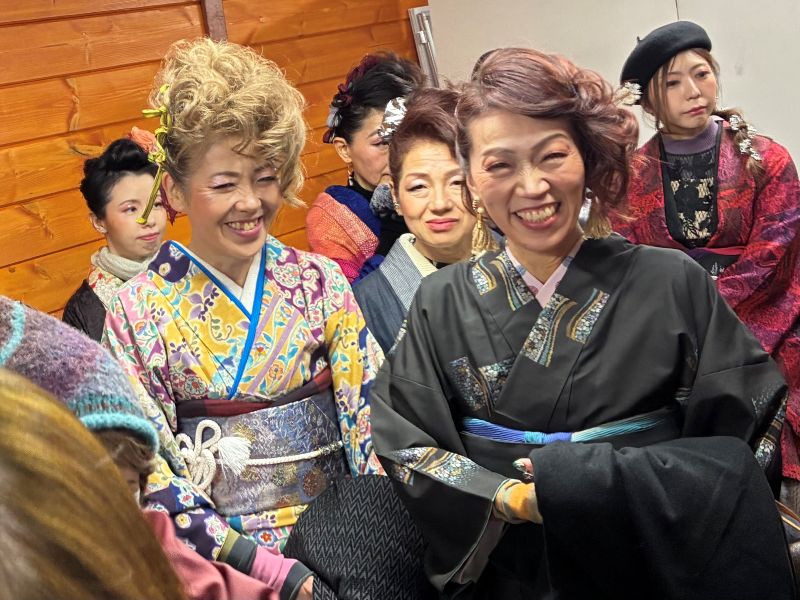 さっぽろ雪まつり大雪像ステージ着物ショー